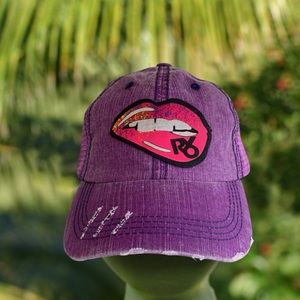 Retro Xo Purple Lip Hat